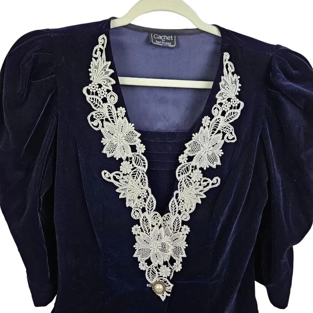 Cachet Vintage Navy Blue 2 Piece Velvet Dress and Jacket Size Small